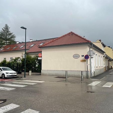 Terrasse Wohnungen Mit Parking In Zentrum 바덴 외부 사진