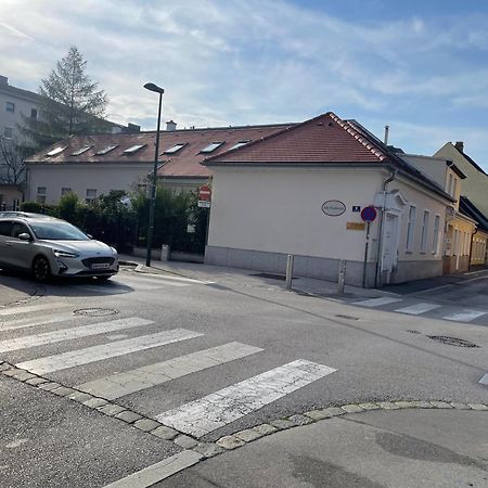 Terrasse Wohnungen Mit Parking In Zentrum 바덴 외부 사진