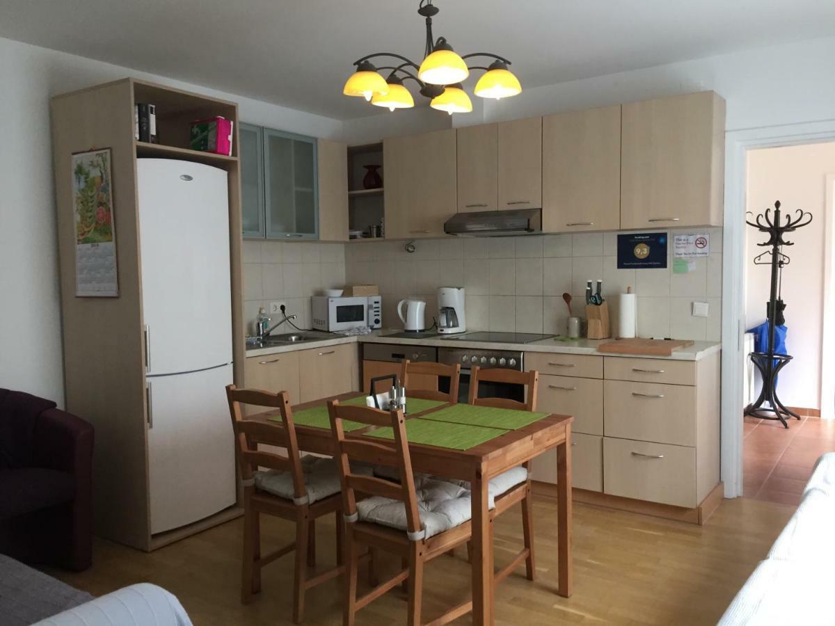Terrasse Wohnungen Mit Parking In Zentrum 바덴 외부 사진
