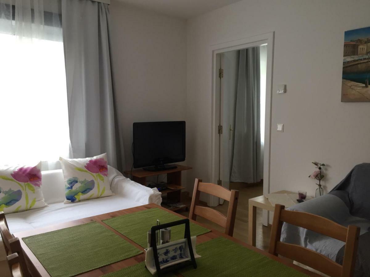 Terrasse Wohnungen Mit Parking In Zentrum 바덴 외부 사진